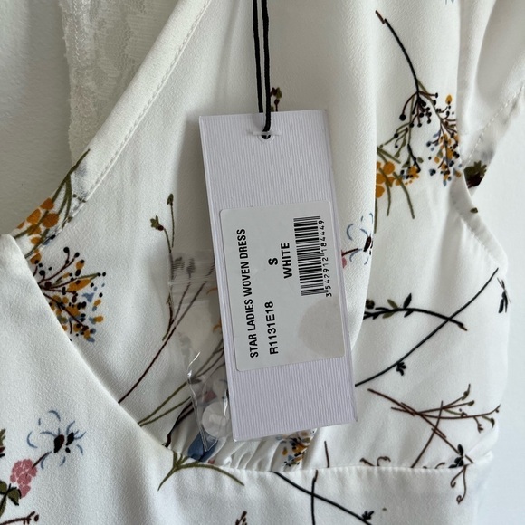 NWT Molly Bracken Floral Babydoll Lace A-Line Mini Dress - Picture 5 of 15